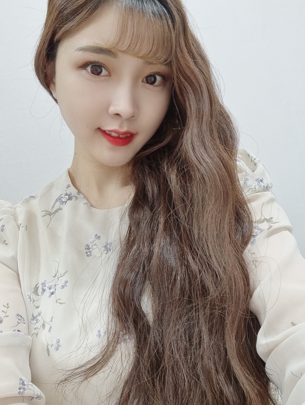  님의 리얼모델 신청입니다. 접수일 2022-01-21 17:16:14 